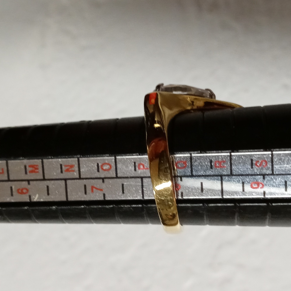 18k Gold Plated Solitaire Ring Size 8 - image 2